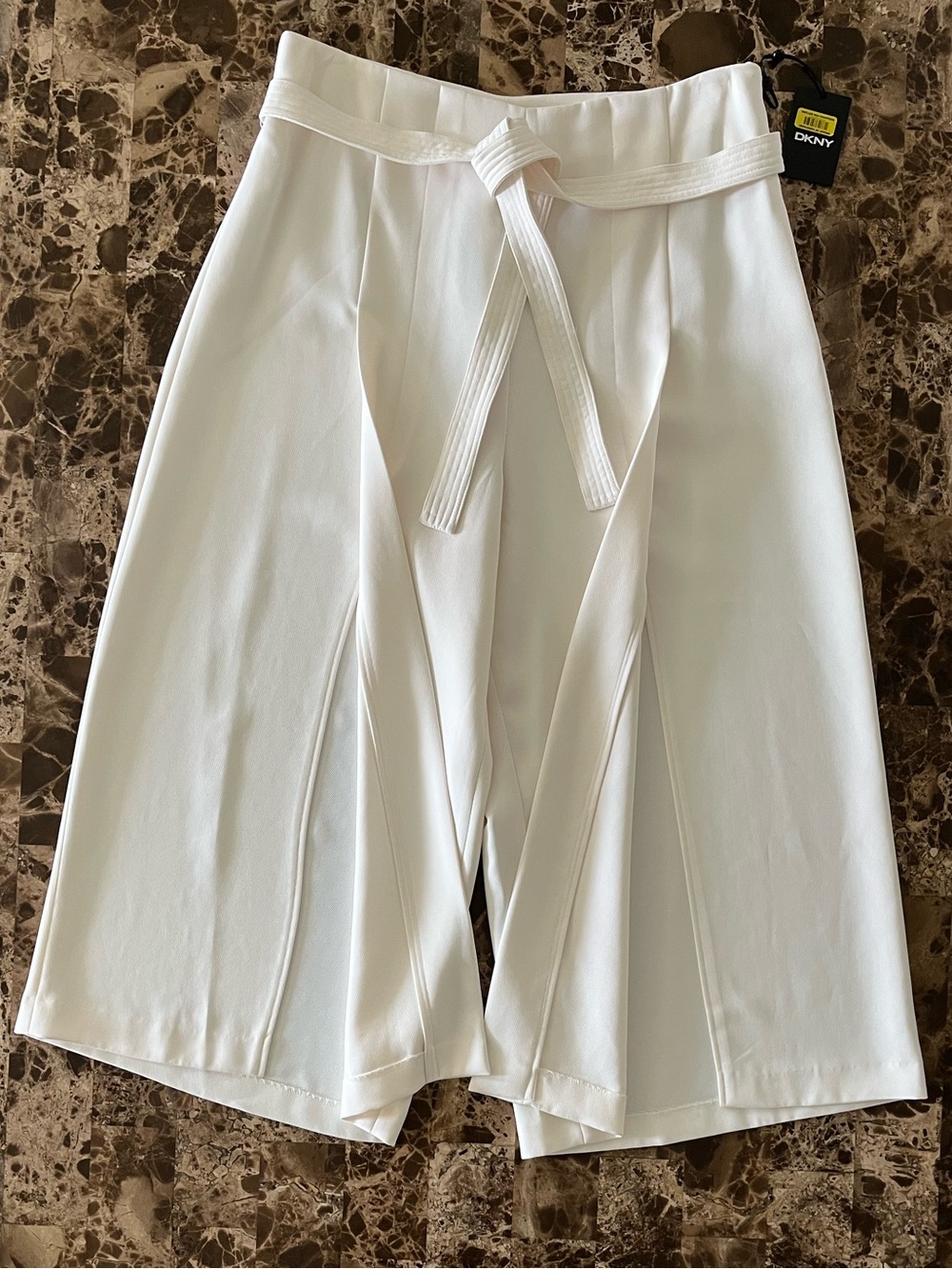 DKNY High-Waist High Drape 
Split-Leg Ivory Pants with Tie Belt - Picture 4 of 12